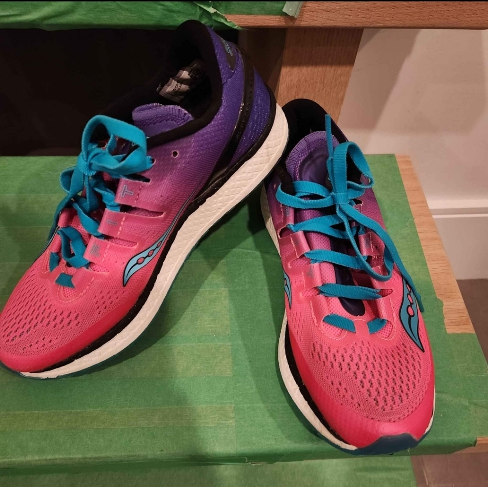 Saucony freedom iso running shoes